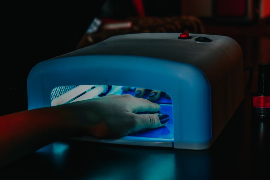 Gel Polish Starter Set with UV/LED Lamp